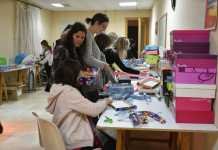 Recogida de las cajas regalos de ‘Niño de la Navidad’ recogida