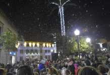 Una gran nevada inauguró la animación navideña de Asocentro
