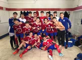 El At. Dos Hermanas sigue comandando la clasificación