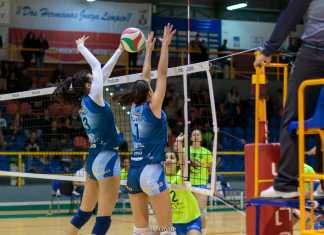 Primera final de la temporada para Cajasol Juvasa Voley