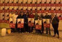 Pegada de carteles para abrir la campaña de las Municipales pegada de carteles