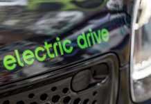 Convenio para dar a conocer los vehículos 100% eléctricos convenio