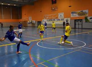 Estreno a lo grande del Nazareno Dos Hermanas fútbol sala en 2º B estreno a lo grande