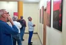 La exposición del Canal de los Presos visita la sede de Izquierda Unida exposición del canal de los presos