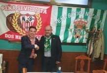 Béticos y sevillistas vuelven a dar muestra de buena convivencia béticos y sevillistas