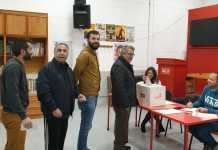 Los socialistas nazarenos refrendan el gobierno de coalición de Sánchez militantes nazarenos