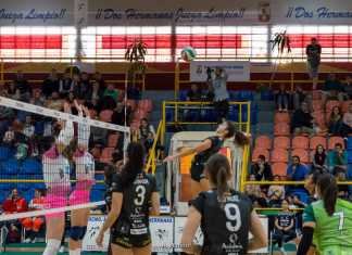 Derrota en la cancha de Feel Volley Alcobendas por 3-0 derrota en la cancha