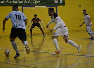 No pudo con el líder el Nazareno Dos Hermanas F.S. no pudo con el líder