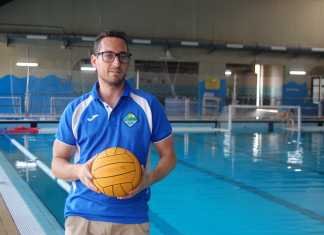 Fran Sánchez, entrenador del Waterpolo Dos Hermanas femenino fran sánchez
