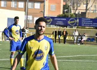 Un líder con autoridad en la Primera Andaluza de fútbol un líder con autoridad