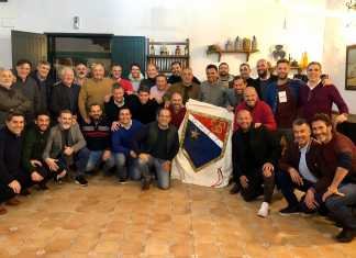 Homenaje a Joaquín Morales por históricos del Dos Hermanas C.F. homenaje a joaquín morales