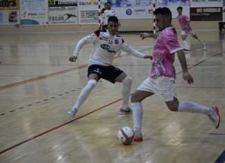 Victoria en casa para el Nazareno Dos Hermanas F.S. victoria en casa