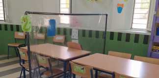 Mamparas de hule para el comedor del Colegio Maestro José Varela mamparas de hule