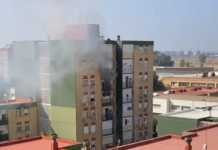 Un incendio en Montequinto deja 10 personas atendidas incendio en montequinto