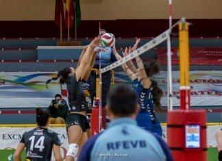 Arenal Emevé remonta un 2-0 al Cajasol Voley Dos Hermanas Arenal Emevé