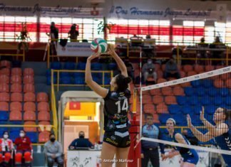 Tercero en ocho días para el Cajasol Voley Dos Hermanas tercero en ocho días