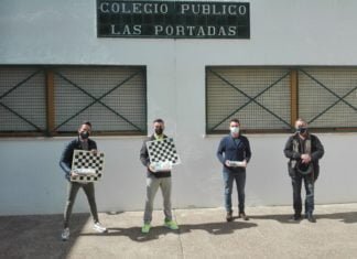 Reparto de juegos del ‘Ajedrez en la Escuela’ en los centros inscritos reparto