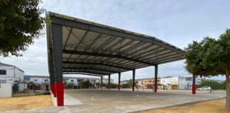 Nuevas cubiertas en los colegios Las Portadas y Fernán Caballero nuevas cubiertas