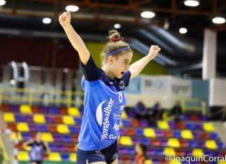 Blanca Benítez, con la Selección Nacional de Balonmano Blanca