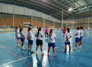 El equipo femenino del GTS Nazareno FS comienza la pretemporada equipo femenino