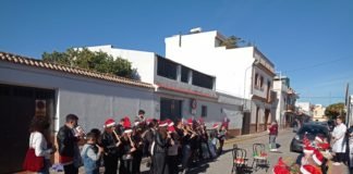 Salida musical del Colegio José Varela por su barrio salida musical