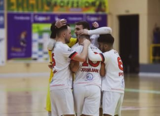 Victoria de raza para seguir con las opciones intactas victoria de raza