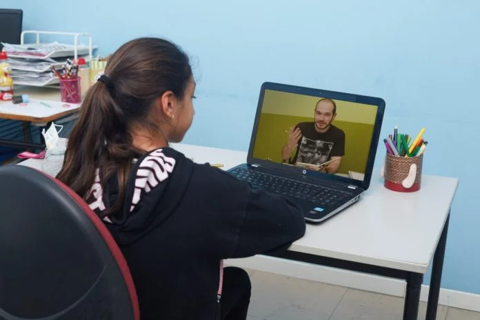 apoyo escolar y psicológico