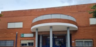 Sigue el plan de mejoras de las entradas y patios de los coles sigue el plan