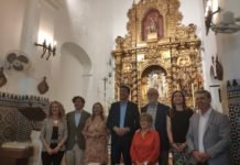Juan Marín visita la Capilla de Santa para hablar de su V Centenario juan marín