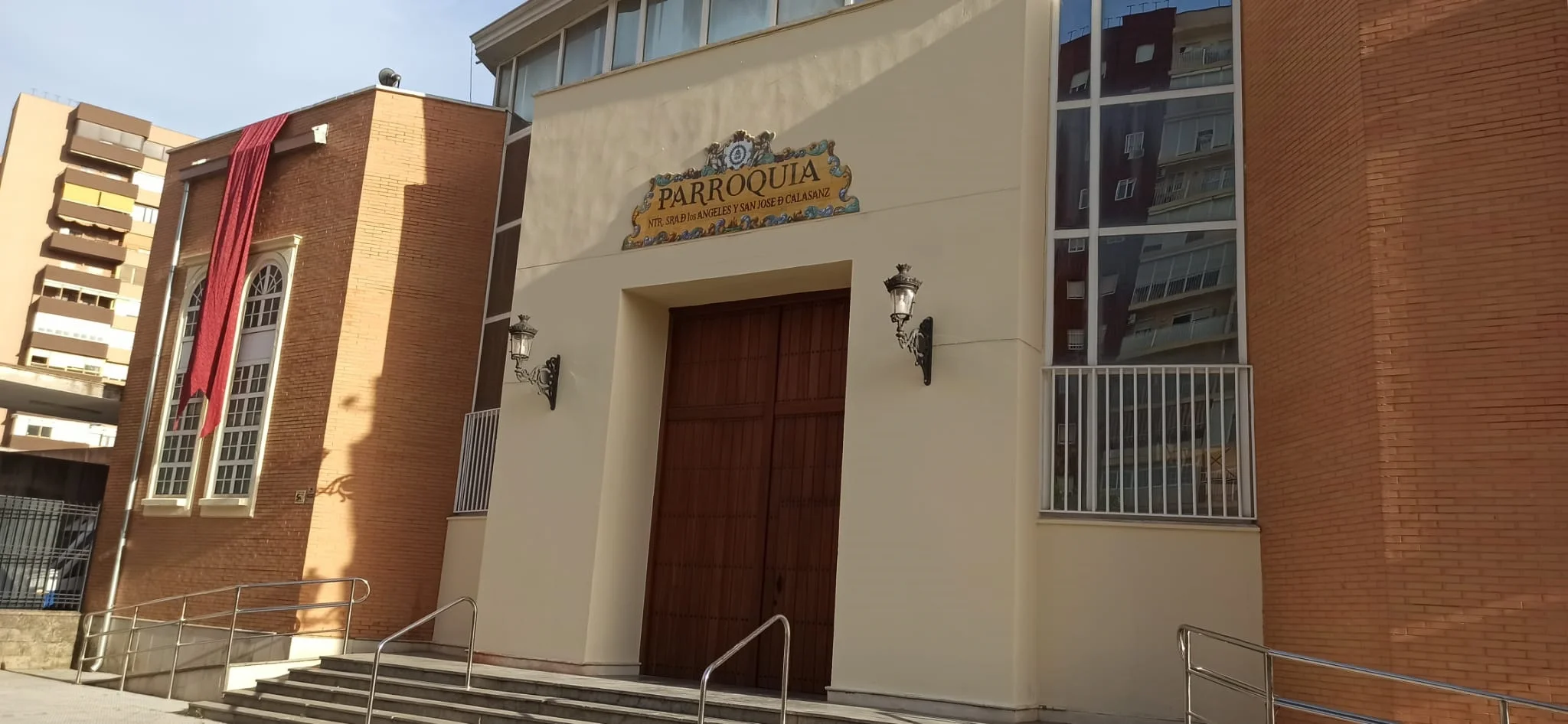 25 años