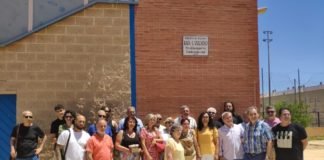 El pabellón del IES Vistazul recibe el nombre de Rafa L. Vizcaíno el pabellón