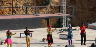 Cantajuego visita la biblioteca de Montequinto cantajuego