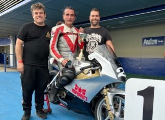 Notable presencia local en el circuito de Jerez notable