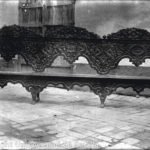 Una silla en la parroquia de la villa una silla en la parroquia