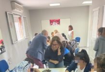 Talleres con familias y menores dentro del proyecto POPI talleres