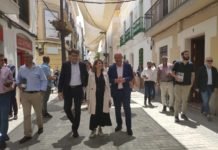 Paseo electoral del PSOE para celebrar buenas noticias de movilidad paseo