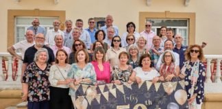 Antiguos alumnos del Virgen de Valme se reúnen 50 años después antiguos alumnos