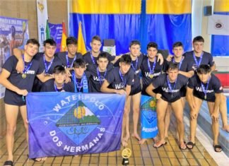 Con la élite nacional juvenil del waterpolo con la élite
