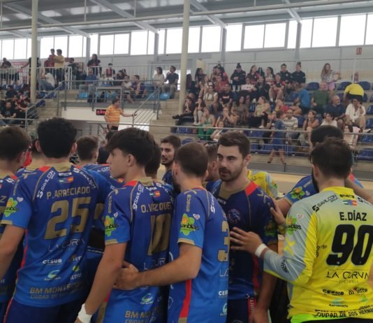 Partido igualado de principio a casi el final partido igualado