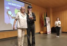 Premio a Mabel Lozano por defender los derechos de las mujeres premio a