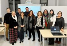 Microcredenciales para formar a comerciantes y empresarios microcredenciales