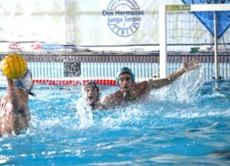 Un irregular arranque condena a los chicos del waterpolo irregular arranque