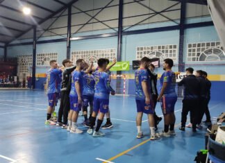 Los equipos de balonmano plantaron cara a sus rivales
