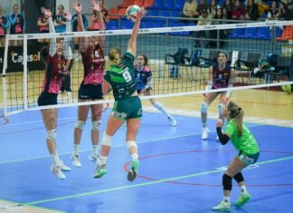 Partido de ida de los cuartos de final de playoffs partido de ida