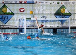 Varapalo en Primera para las chicas del waterpolo nazareno varapalo