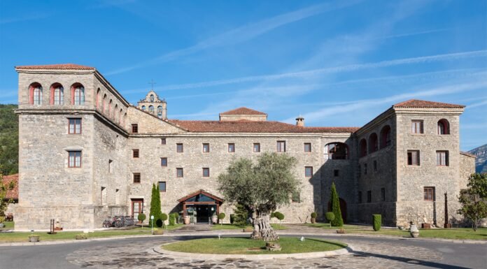 Sublime Hotel en Boltaña, el monasterio para revivir hotel en Boltaña