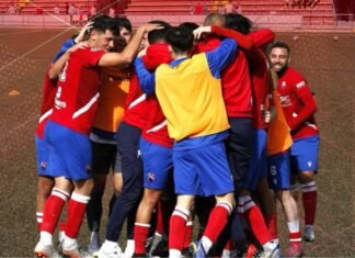 Partido de ida de los playoffs de ascenso a División de Honor partido de ida de los playoffs