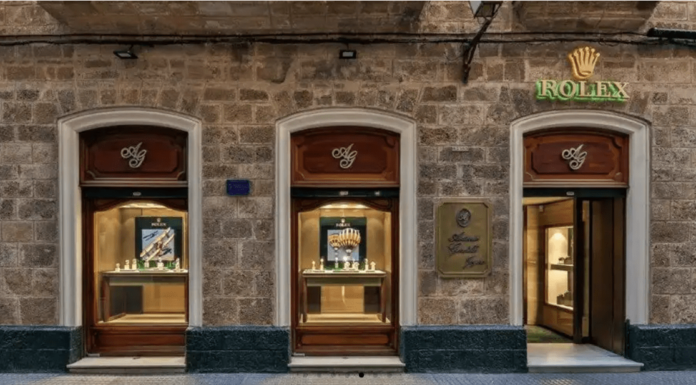 Joyería Gordillo combina la artesanía y la innovación en alta joyería y relojería Fachada de Joyería Grodillo