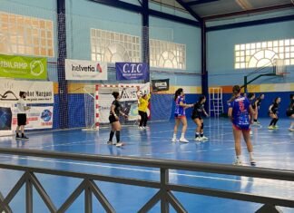 Las divisiones nacionales de balonmano no descansan el puente