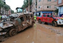 Policía Local y Bomberos completan su misión solidaria en Valencia policía local